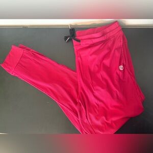 Born Primitive Recovery Jogger - Cranberry L